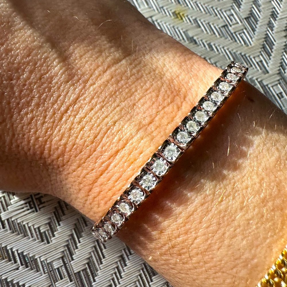 10kt Rose Gold Diamond bracelet